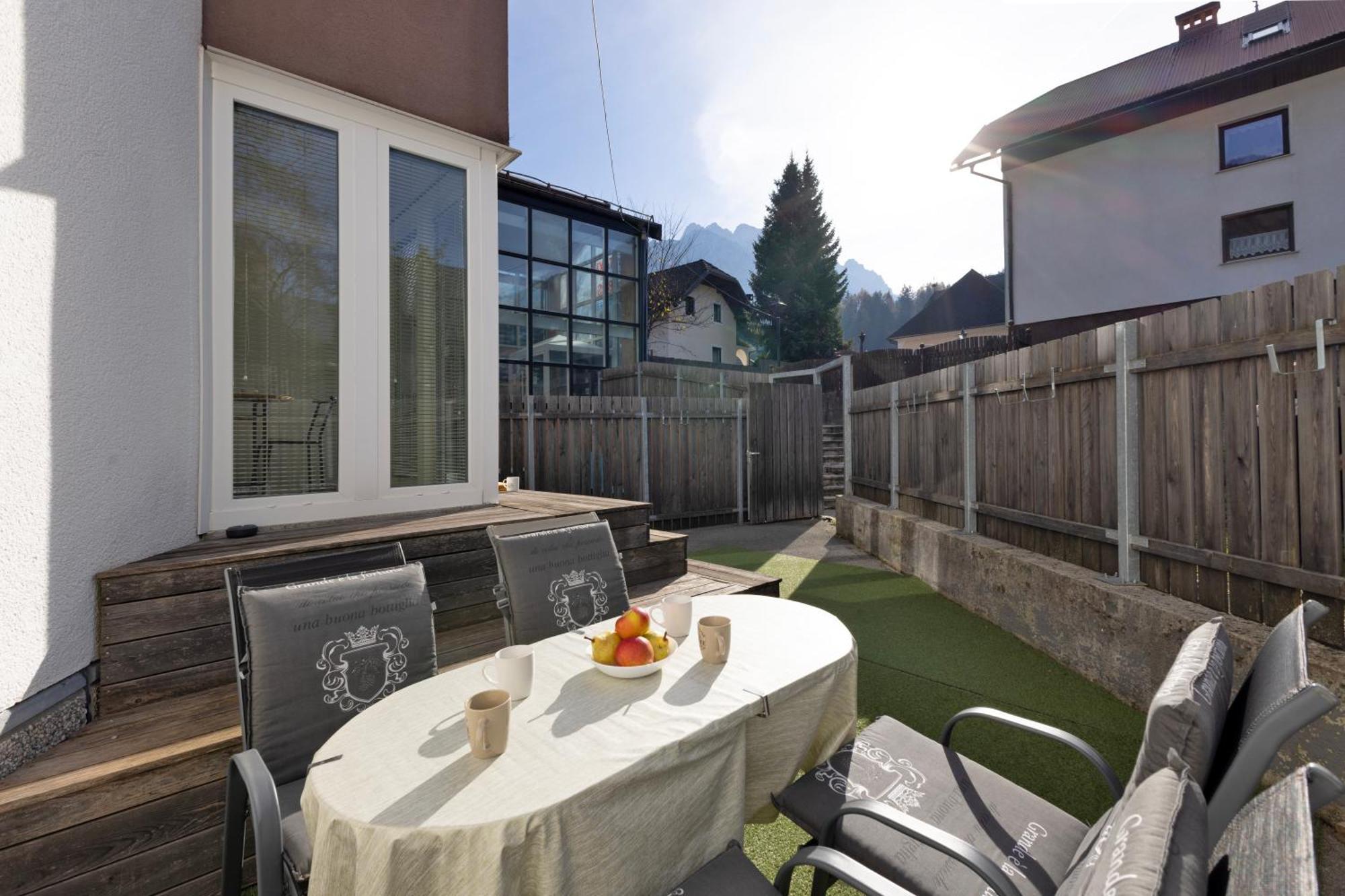Apartmaji "La Vie Est Belle" Kranjska Gora Luaran gambar